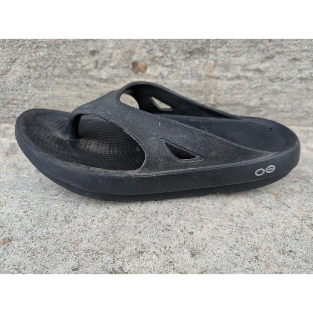 Oofos Sandals Flip Flops Recovery Thong Mens 6 Womens 8 EU 39 Black